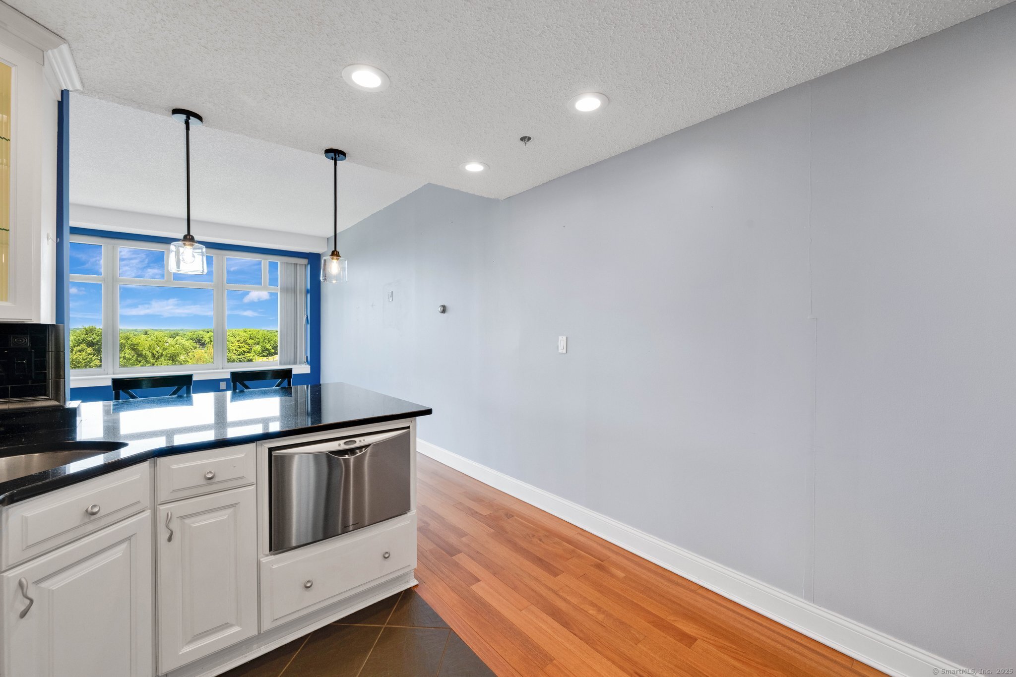 235 East River Drive APT 704