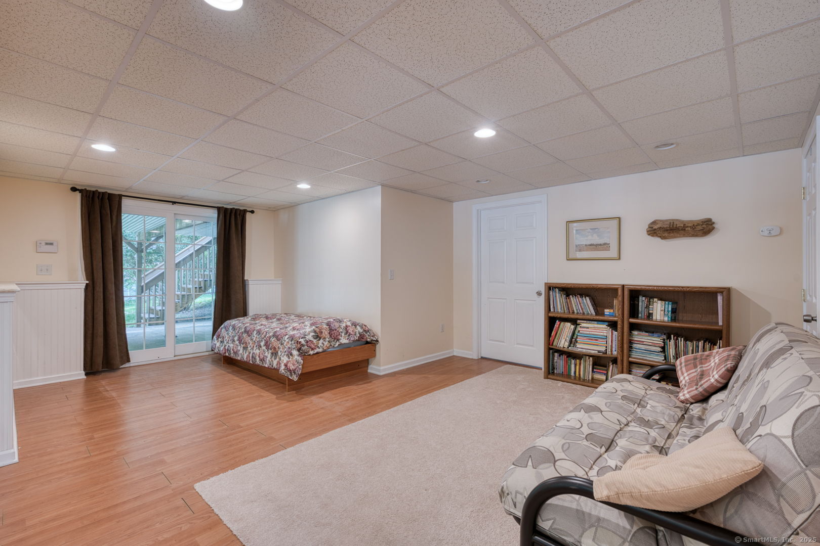 1047 Merrow Road