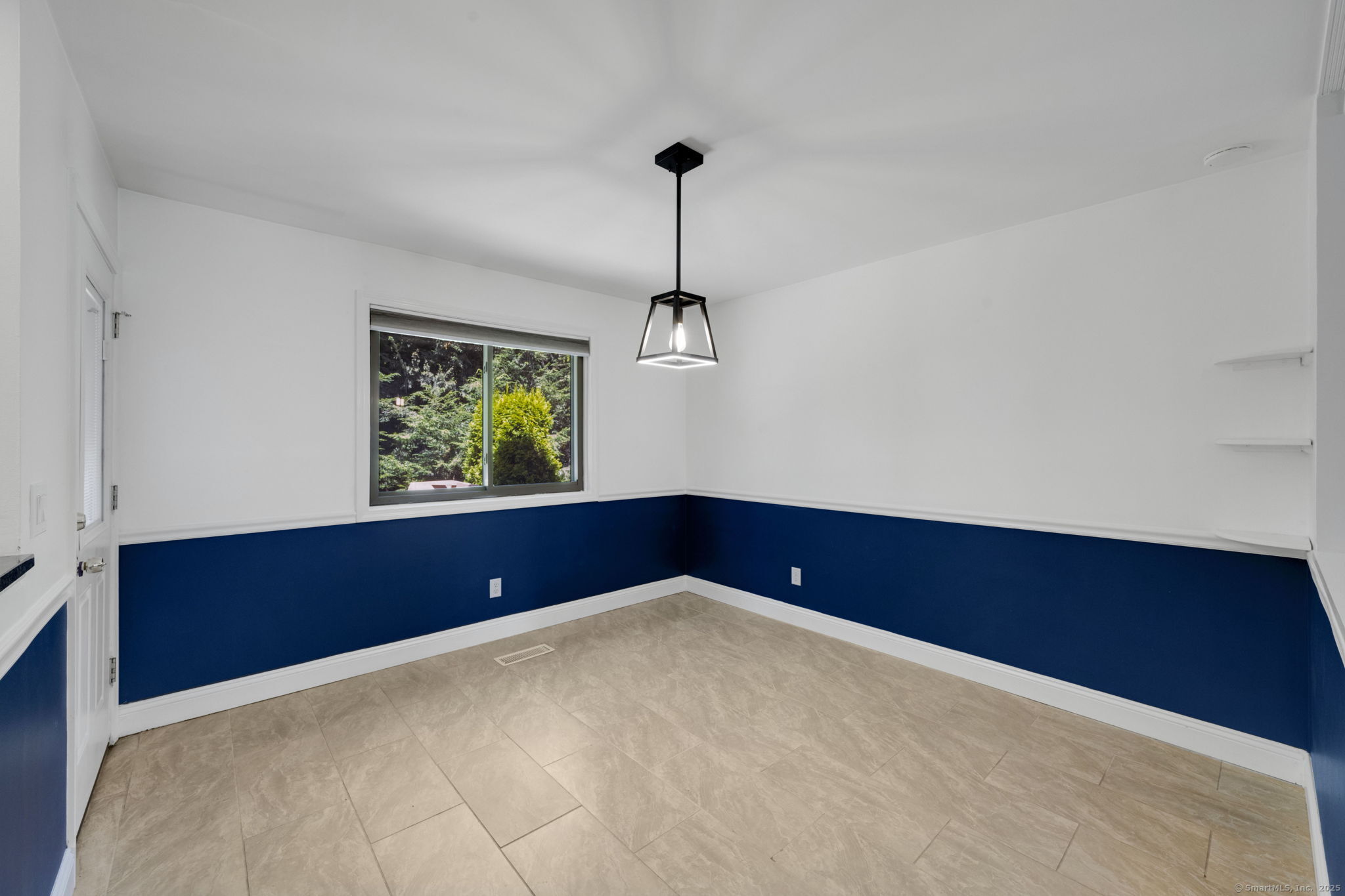 242 Talcottville Road 105