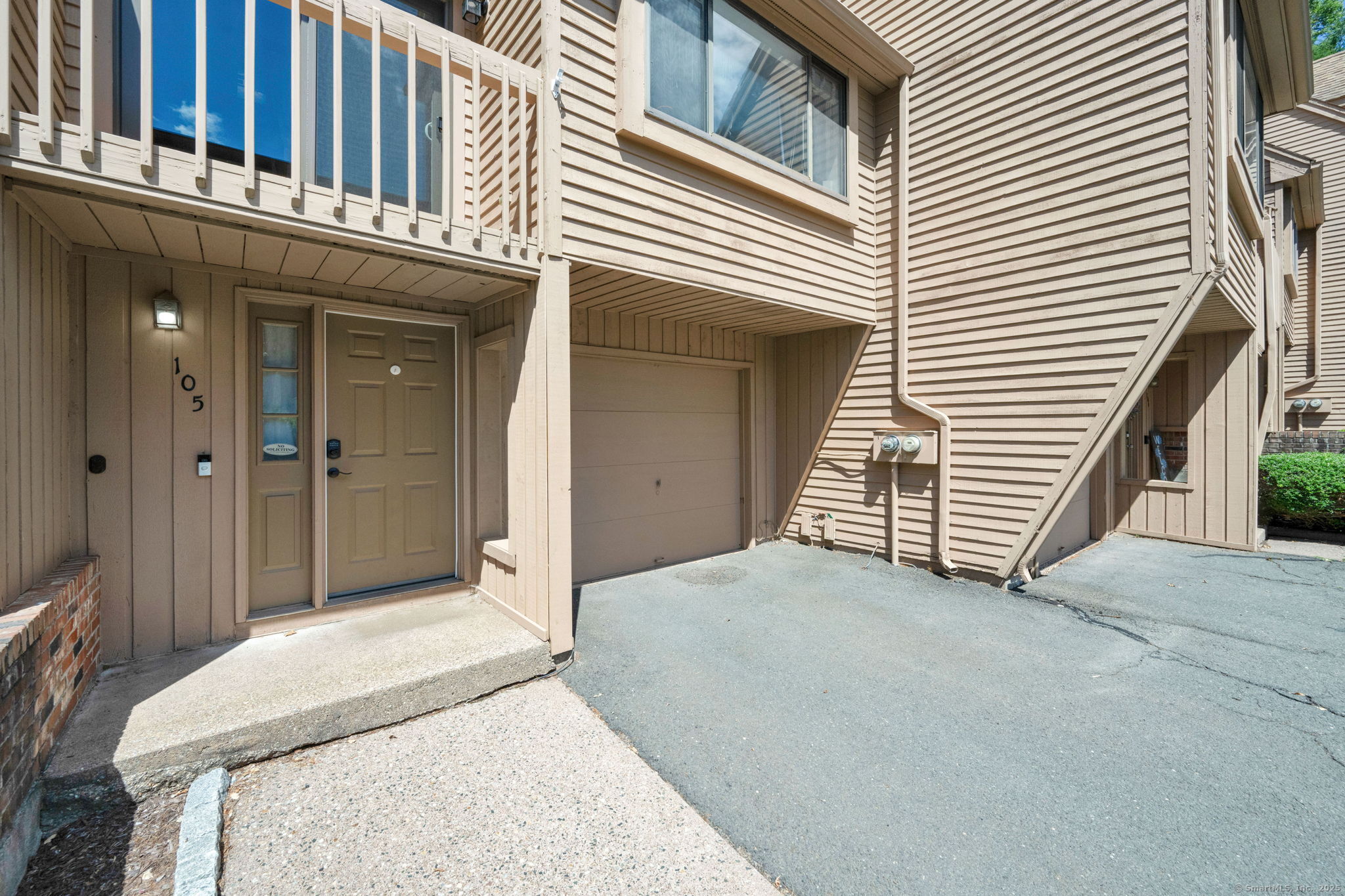 242 Talcottville Road 105