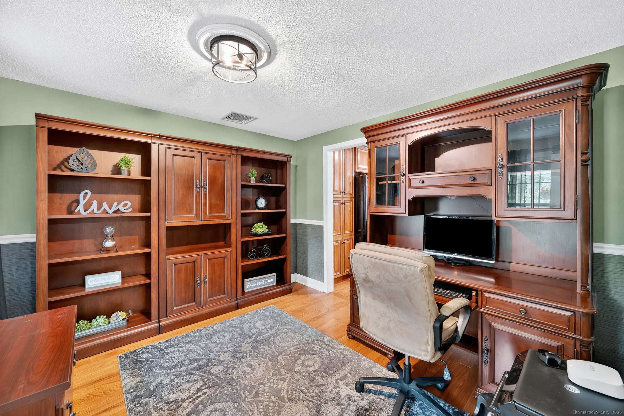 95 Derek Drive