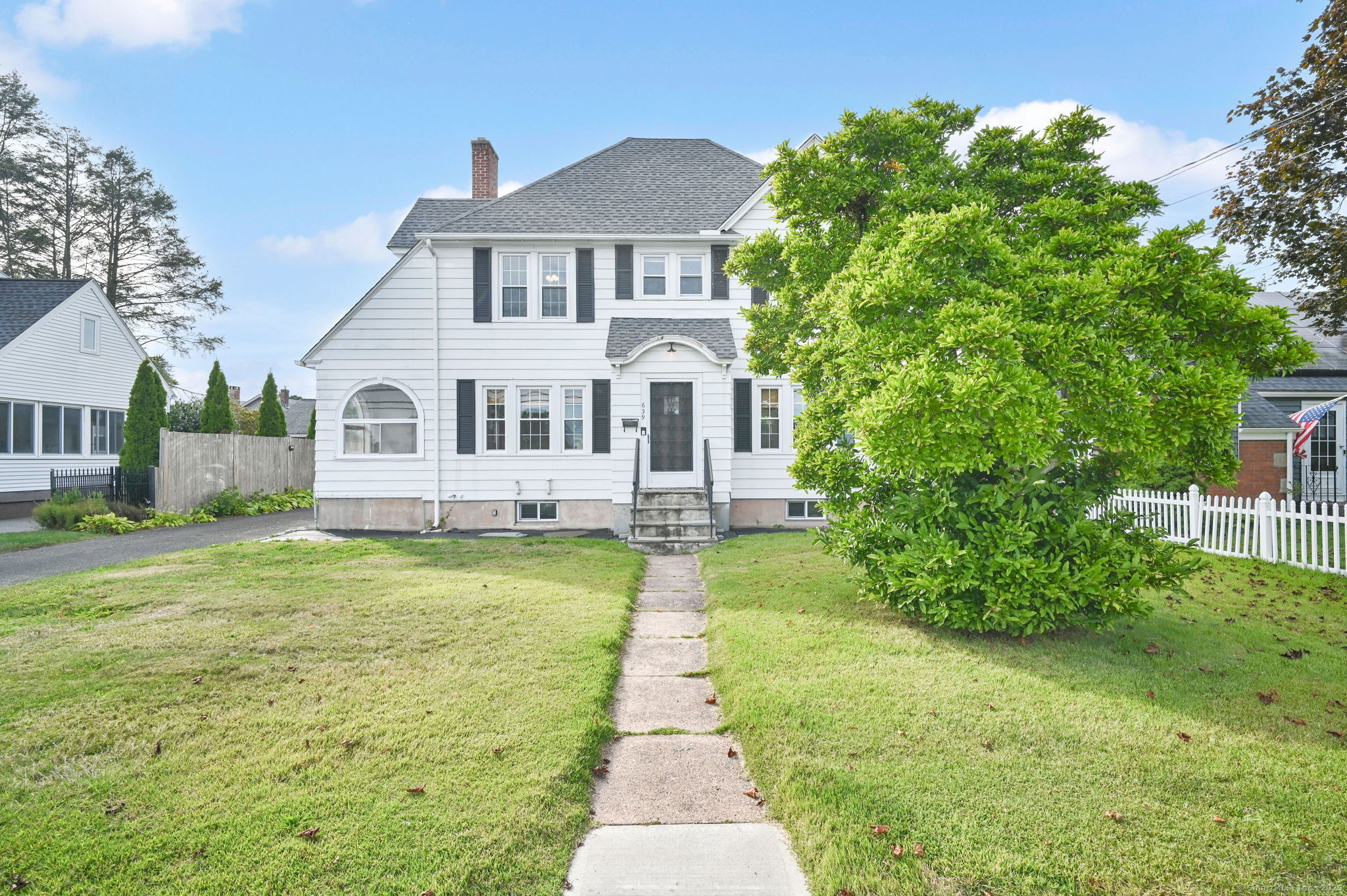 639 Main Street