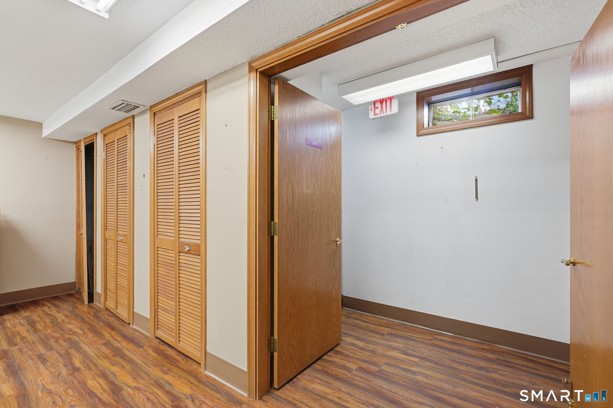 1050 Sullivan Avenue STE A1