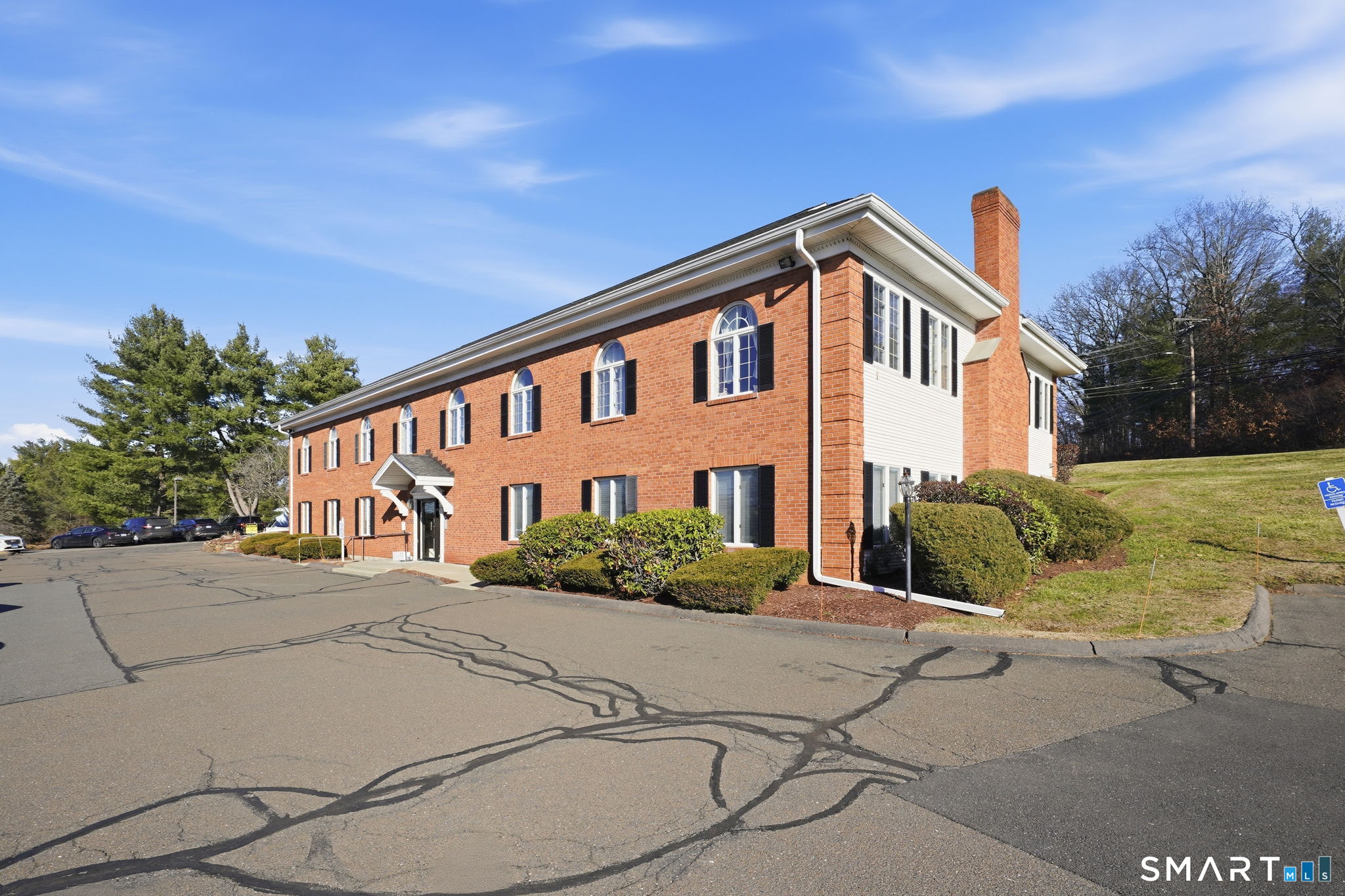 1050 Sullivan Avenue STE A1