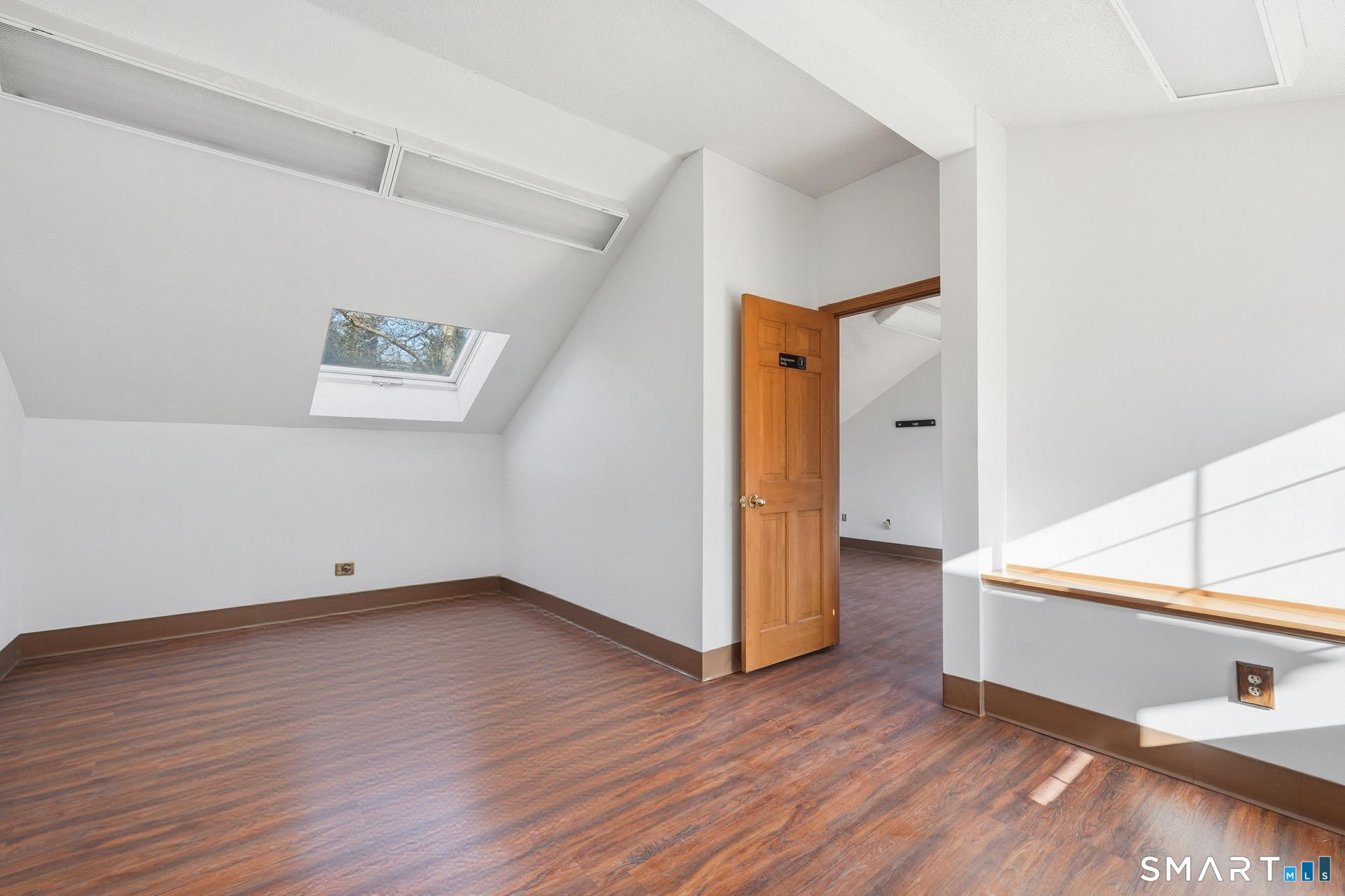 1050 Sullivan Avenue STE A1