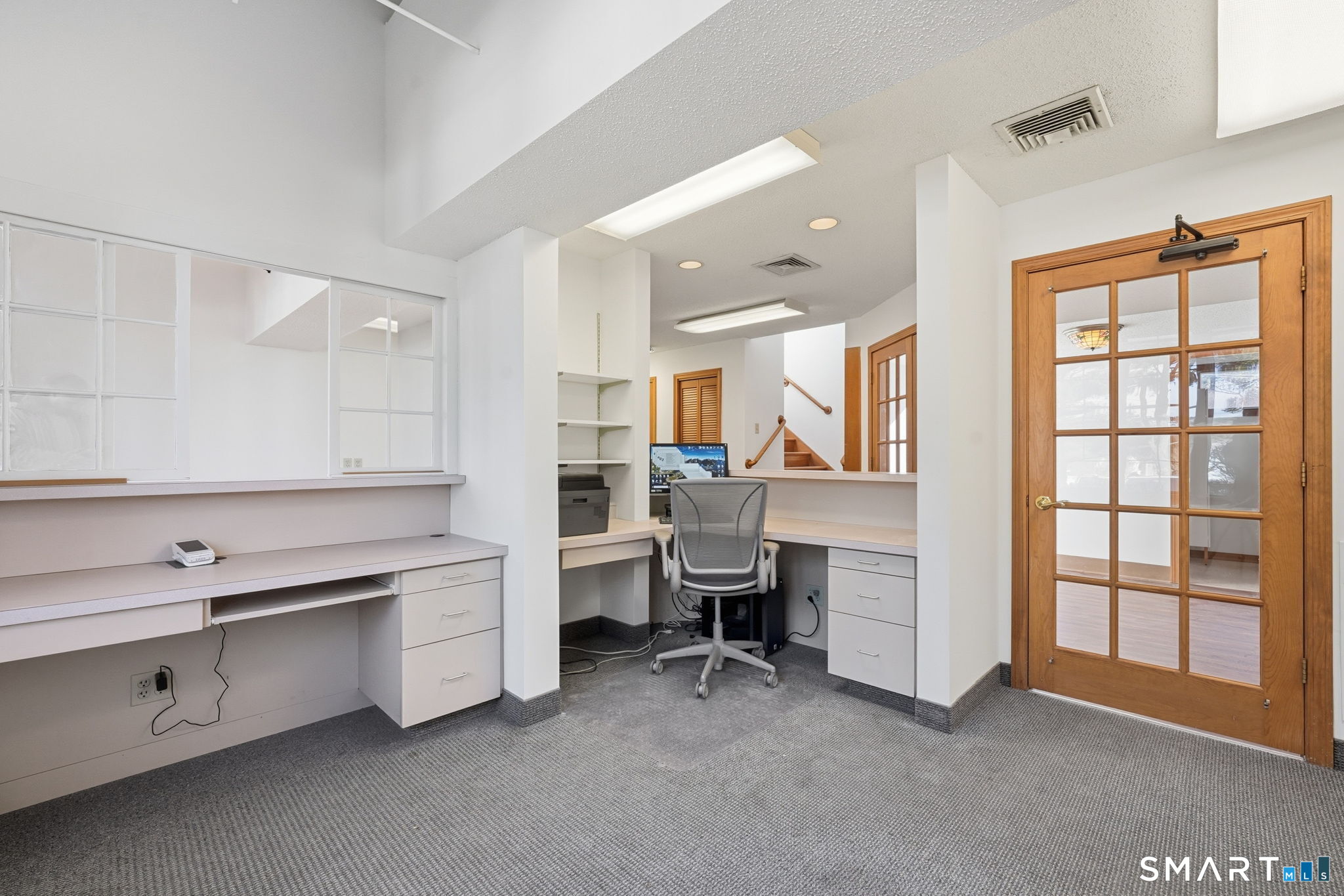 1050 Sullivan Avenue STE A1