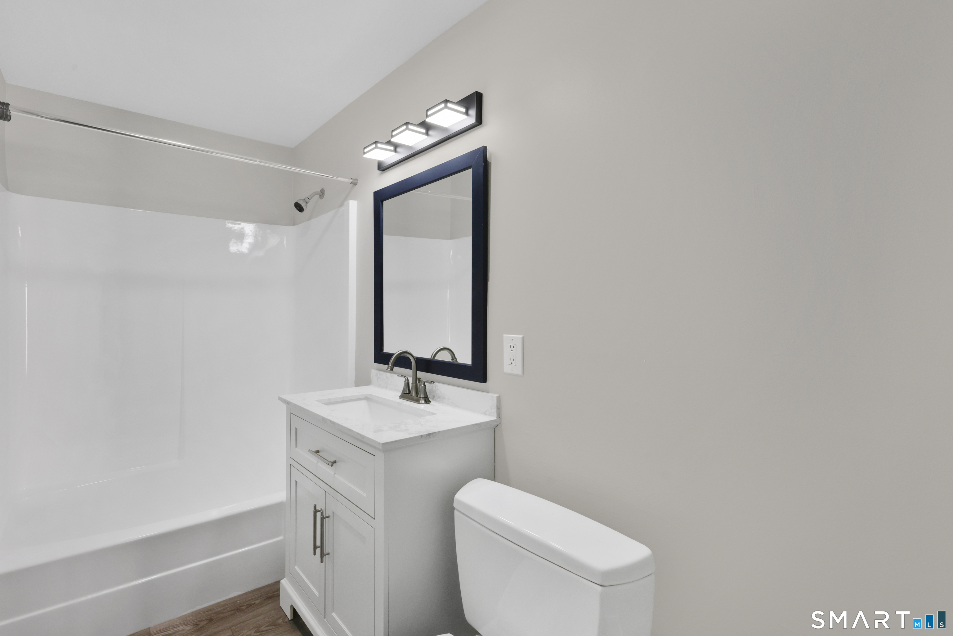 949 Pleasant Vly Road 5-1