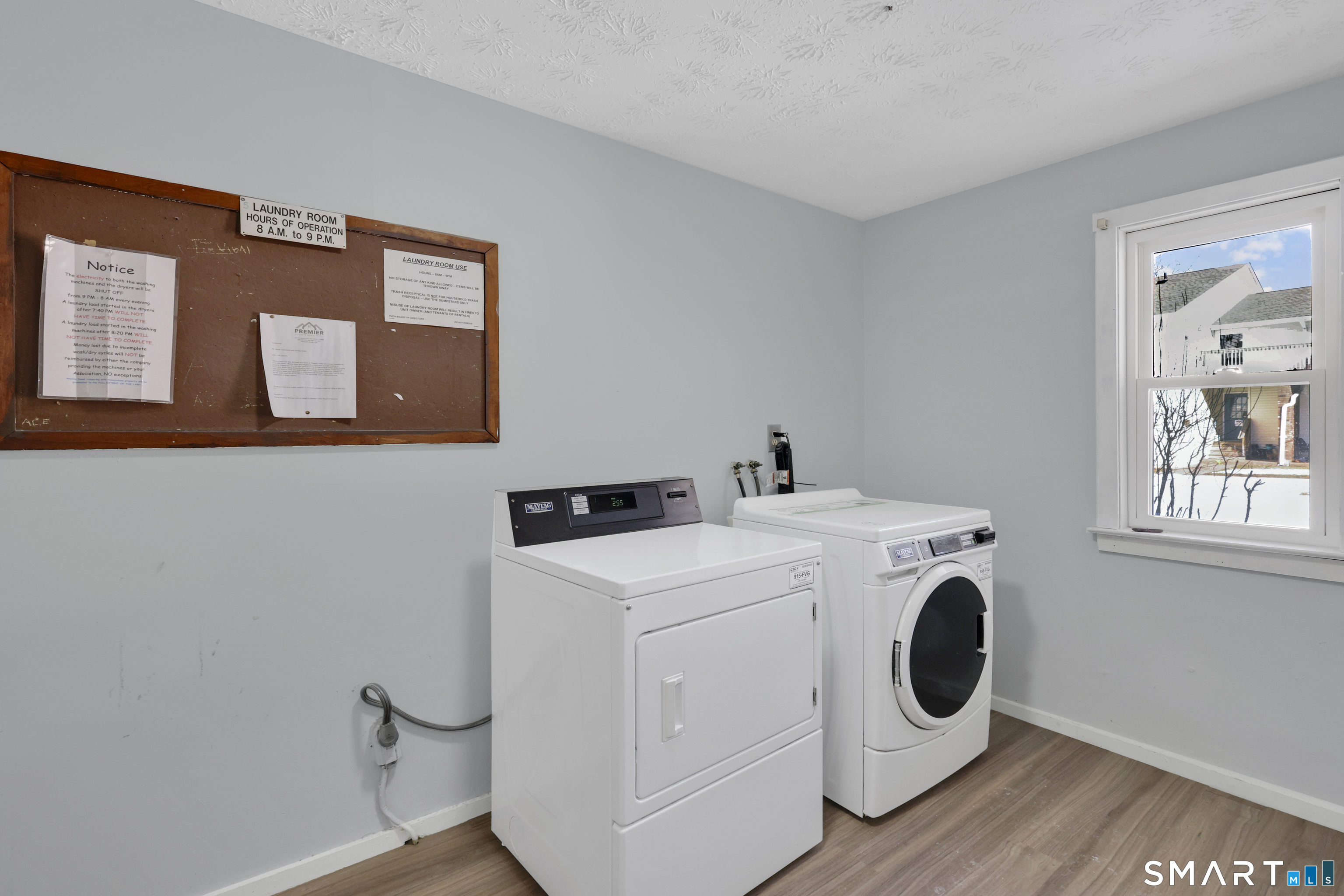 949 Pleasant Vly Road 5-1