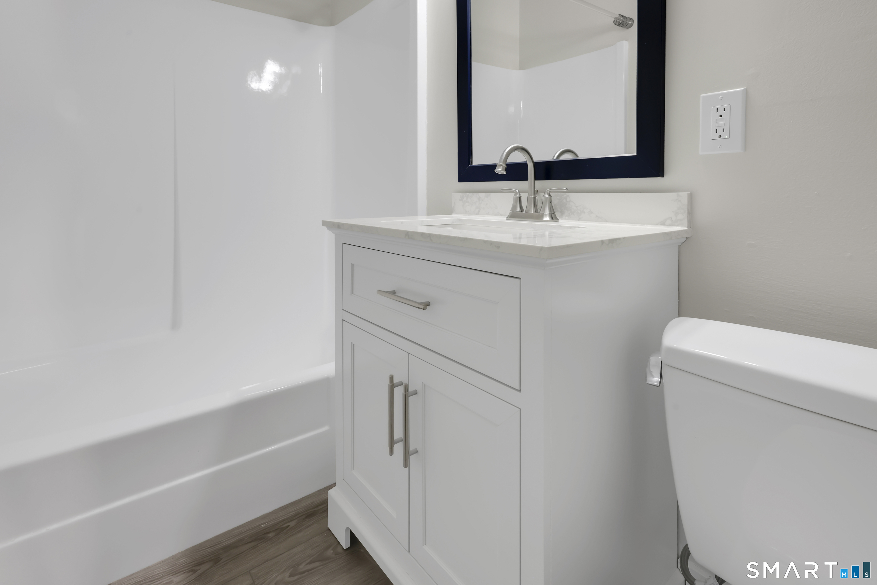 949 Pleasant Vly Road 5-1