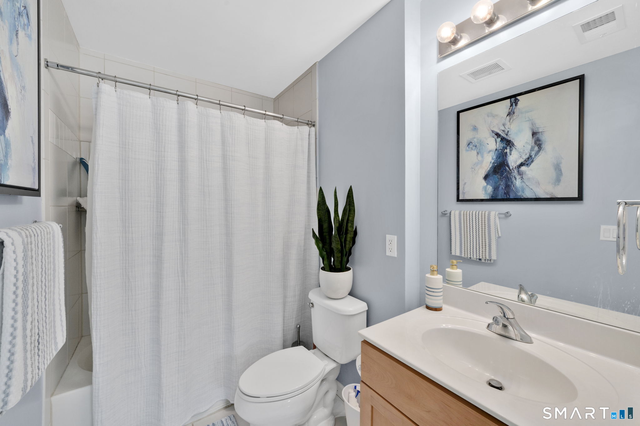 26 Schoolhouse Drive 209