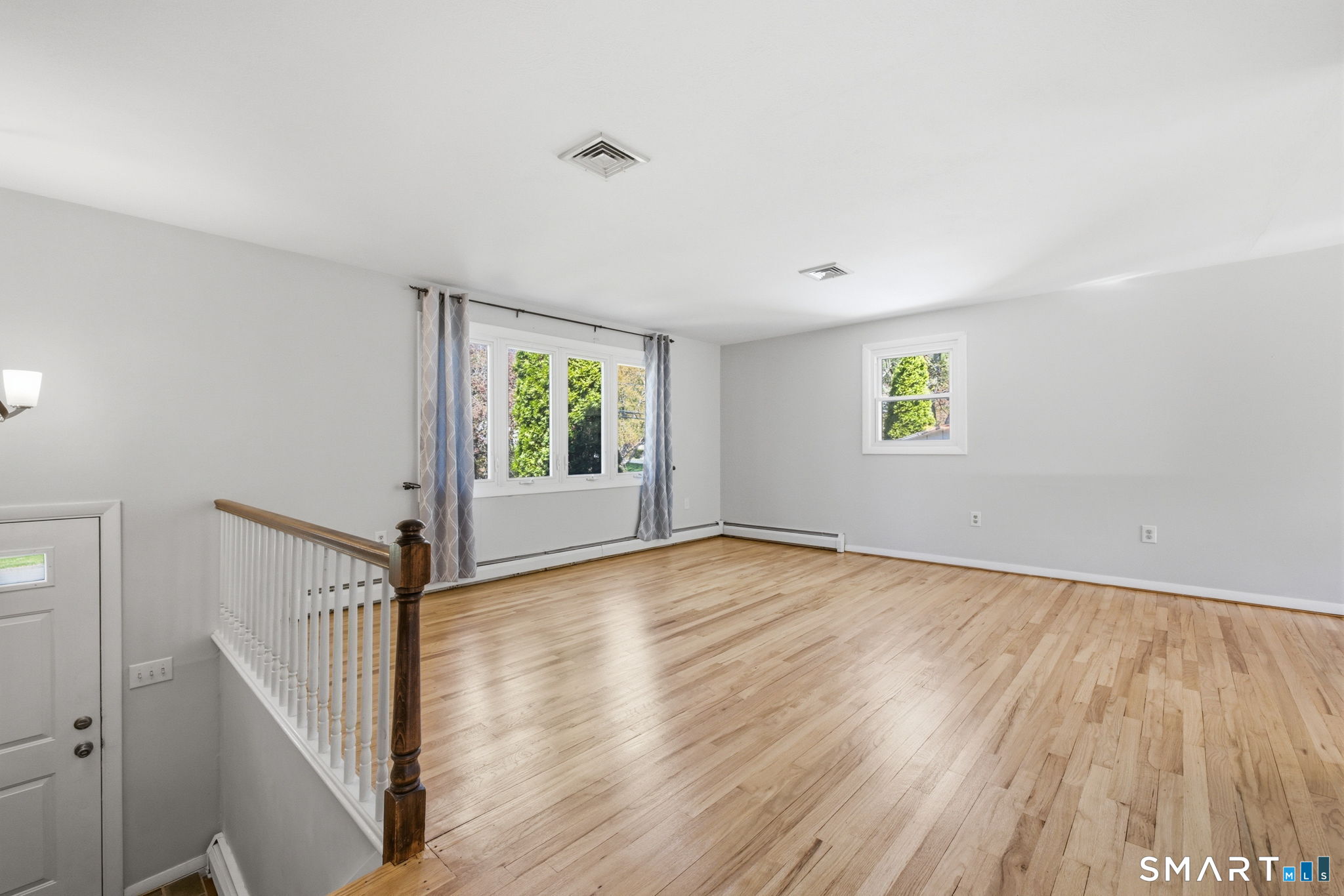 34 Kenneth Drive