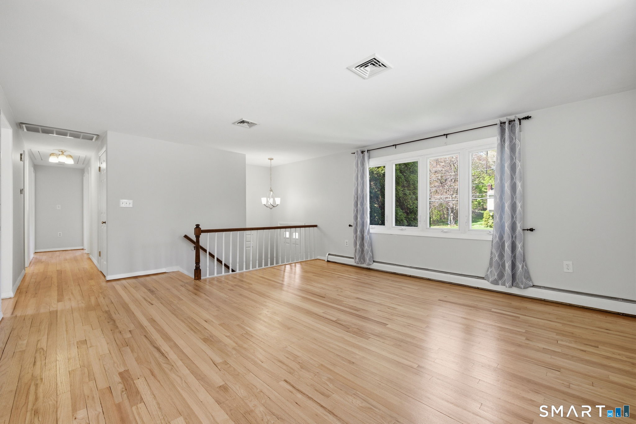 34 Kenneth Drive