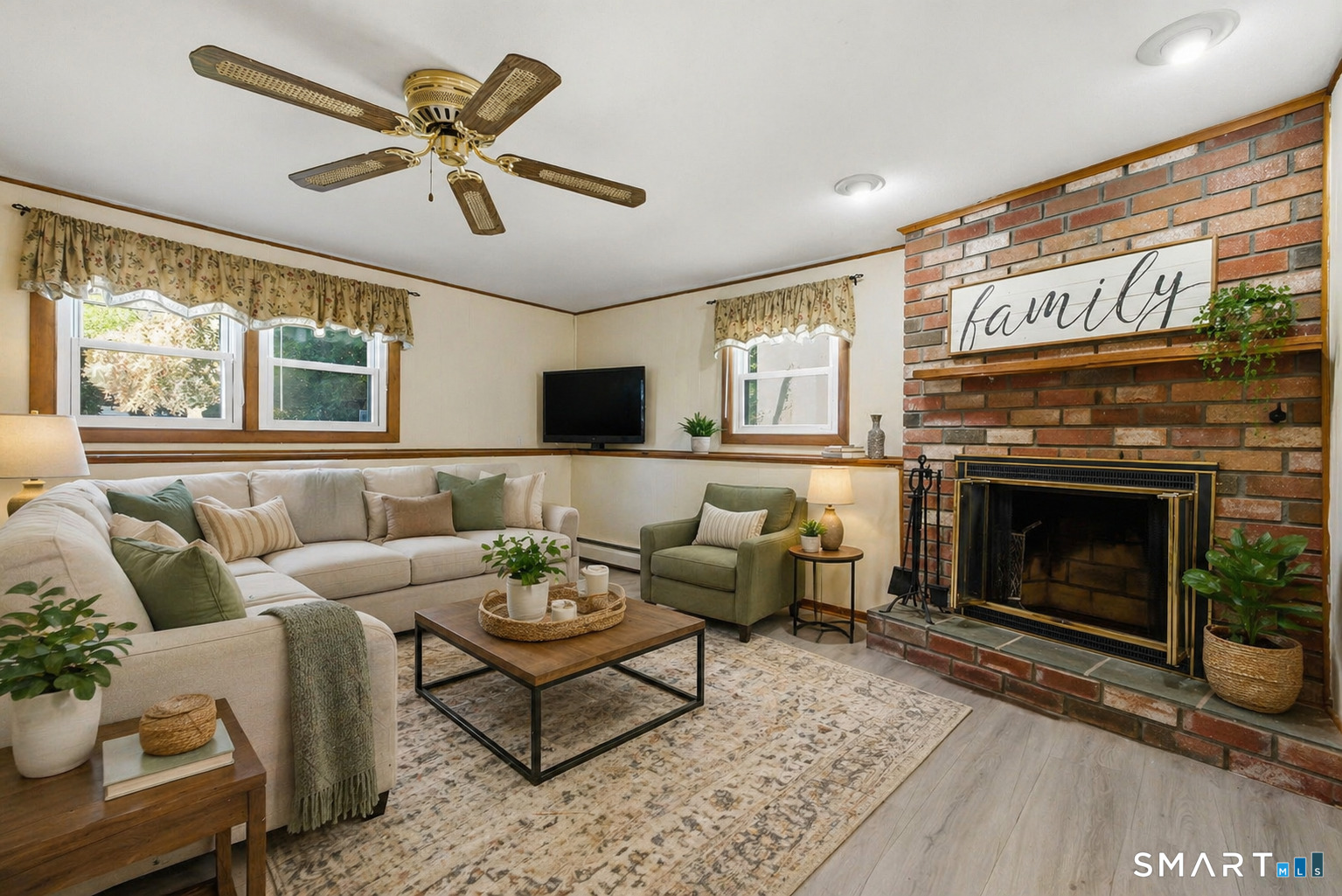 34 Kenneth Drive