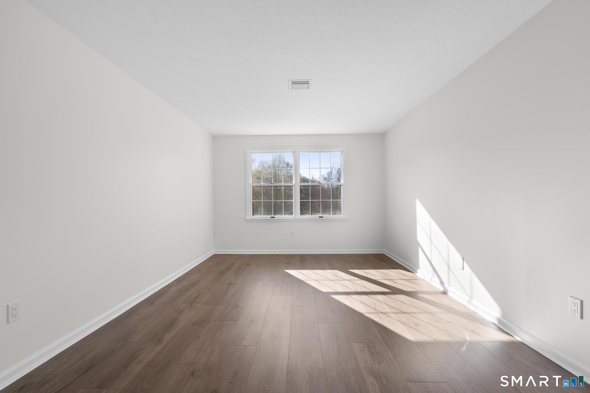 153 Brighton Circle