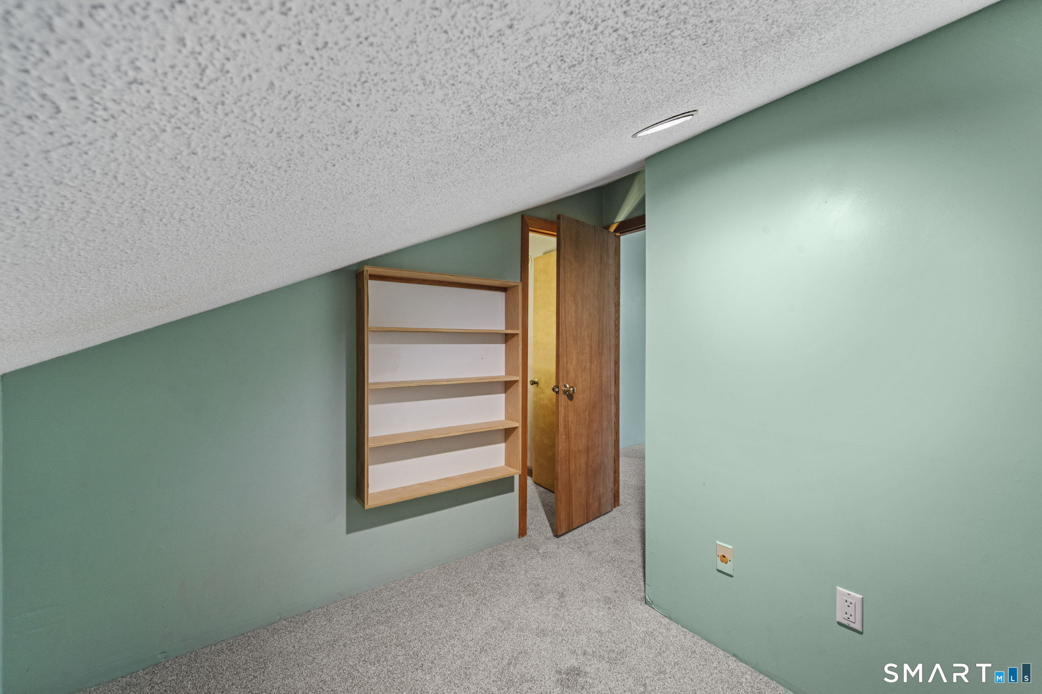 1235 Tolland Stage Road