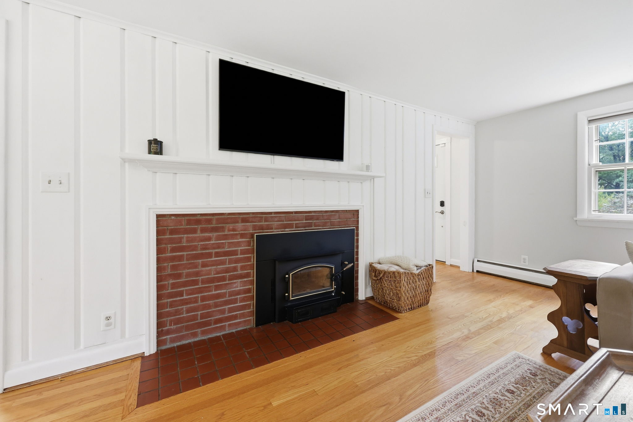 182 Vernon Street West