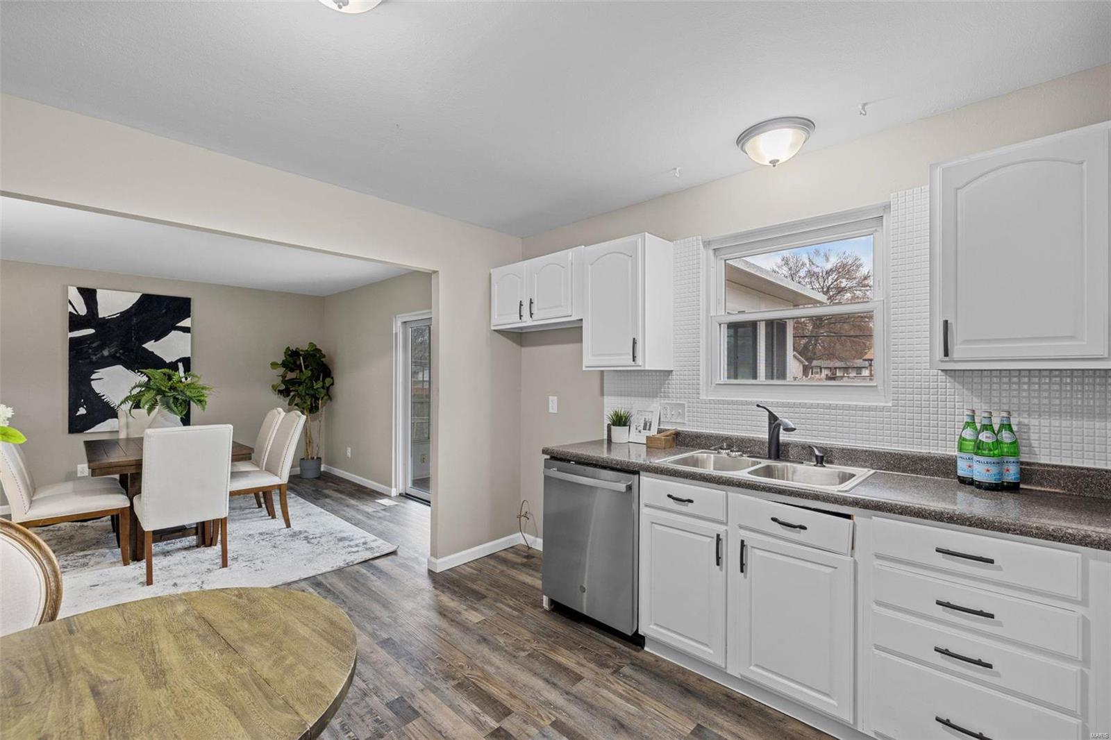 2544 Shorewood Drive