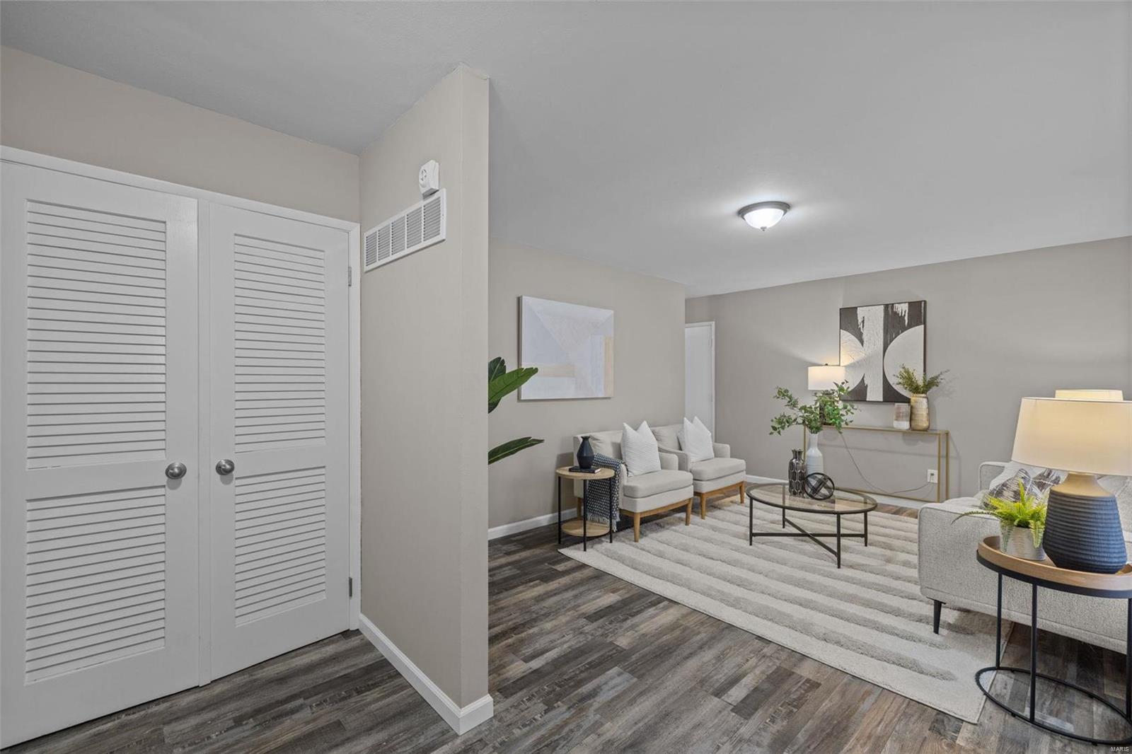 2544 Shorewood Drive