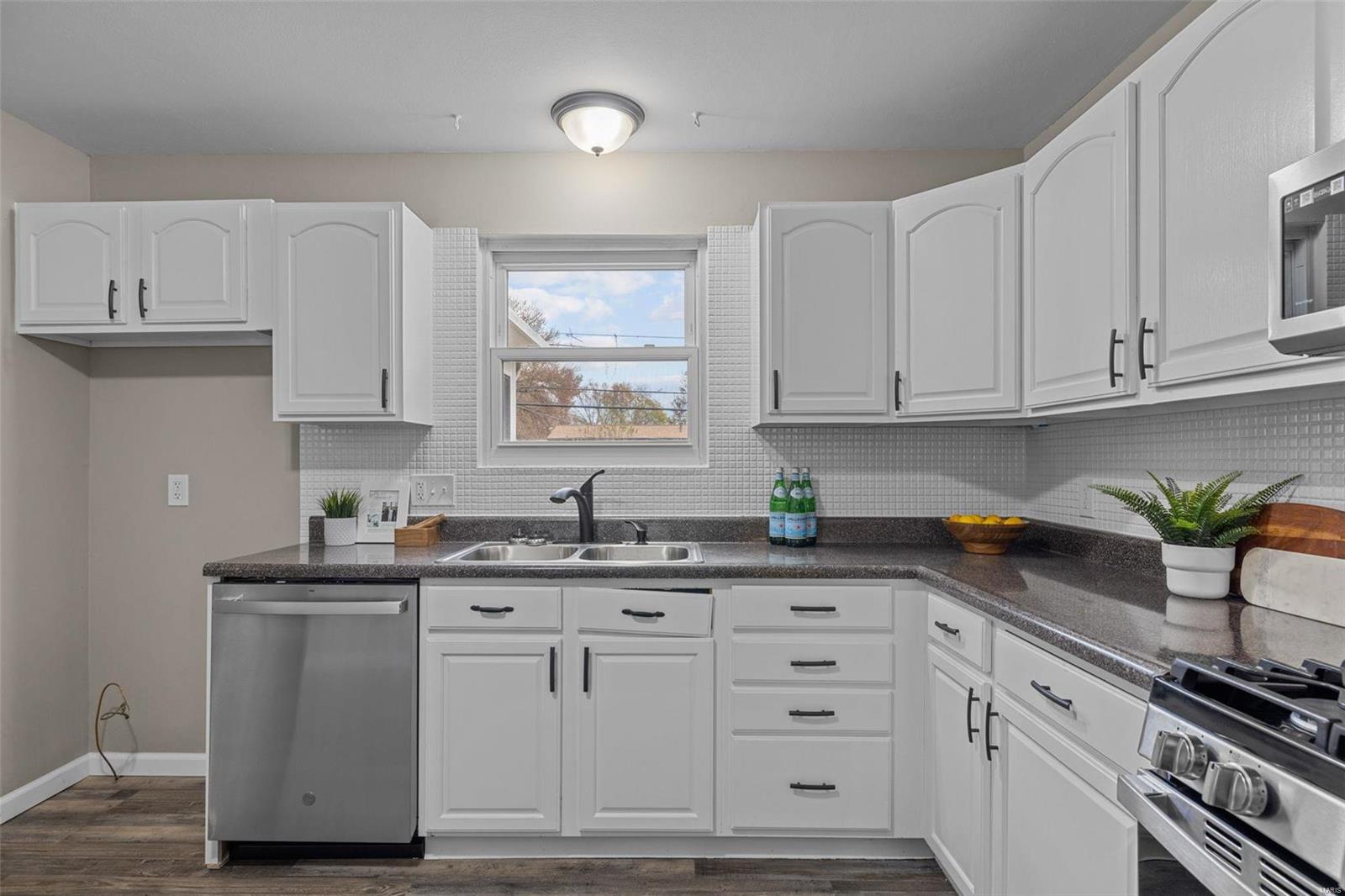 2544 Shorewood Drive