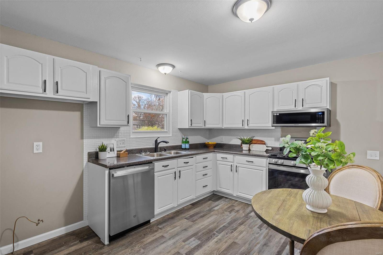 2544 Shorewood Drive