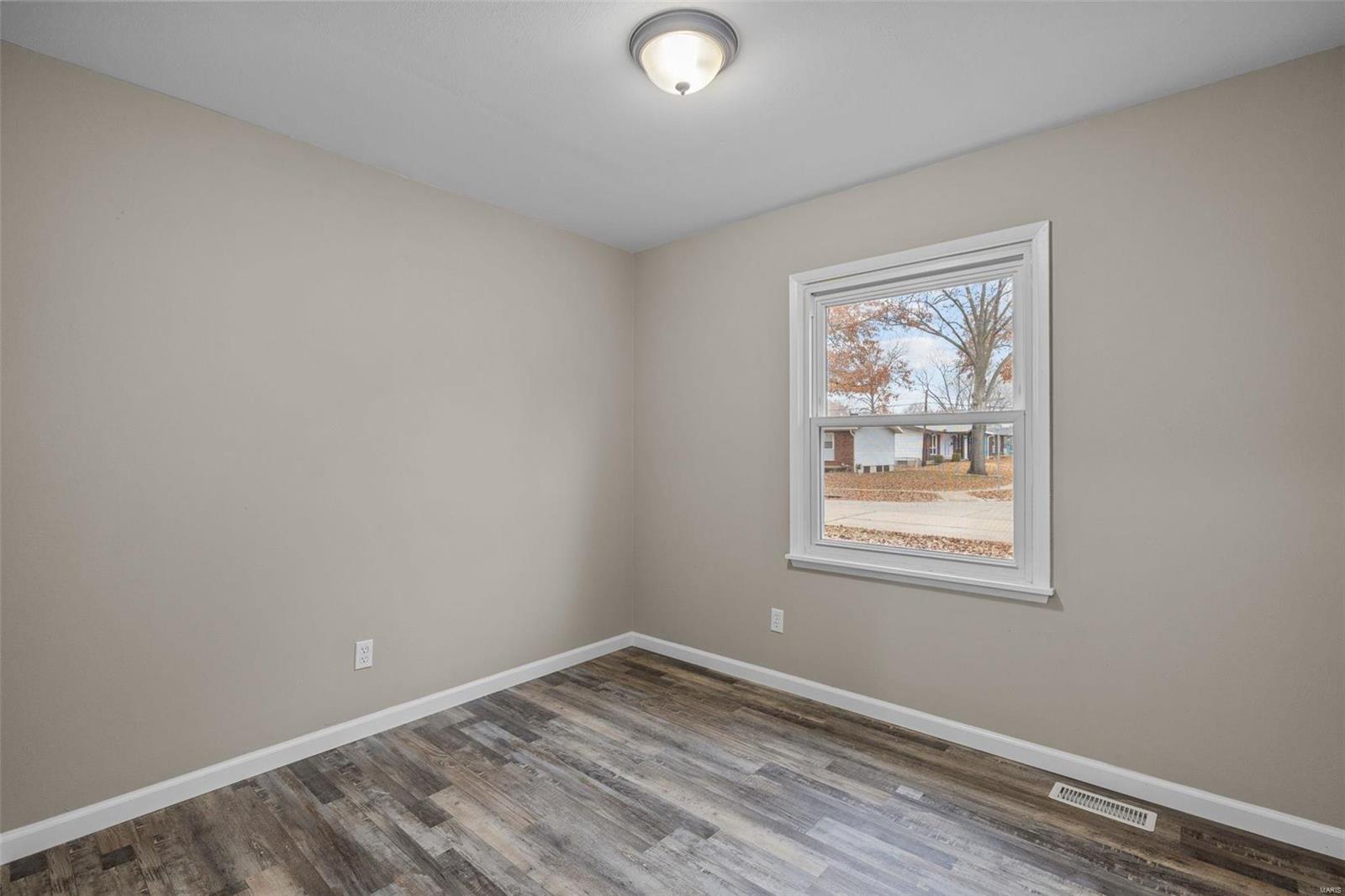 2544 Shorewood Drive