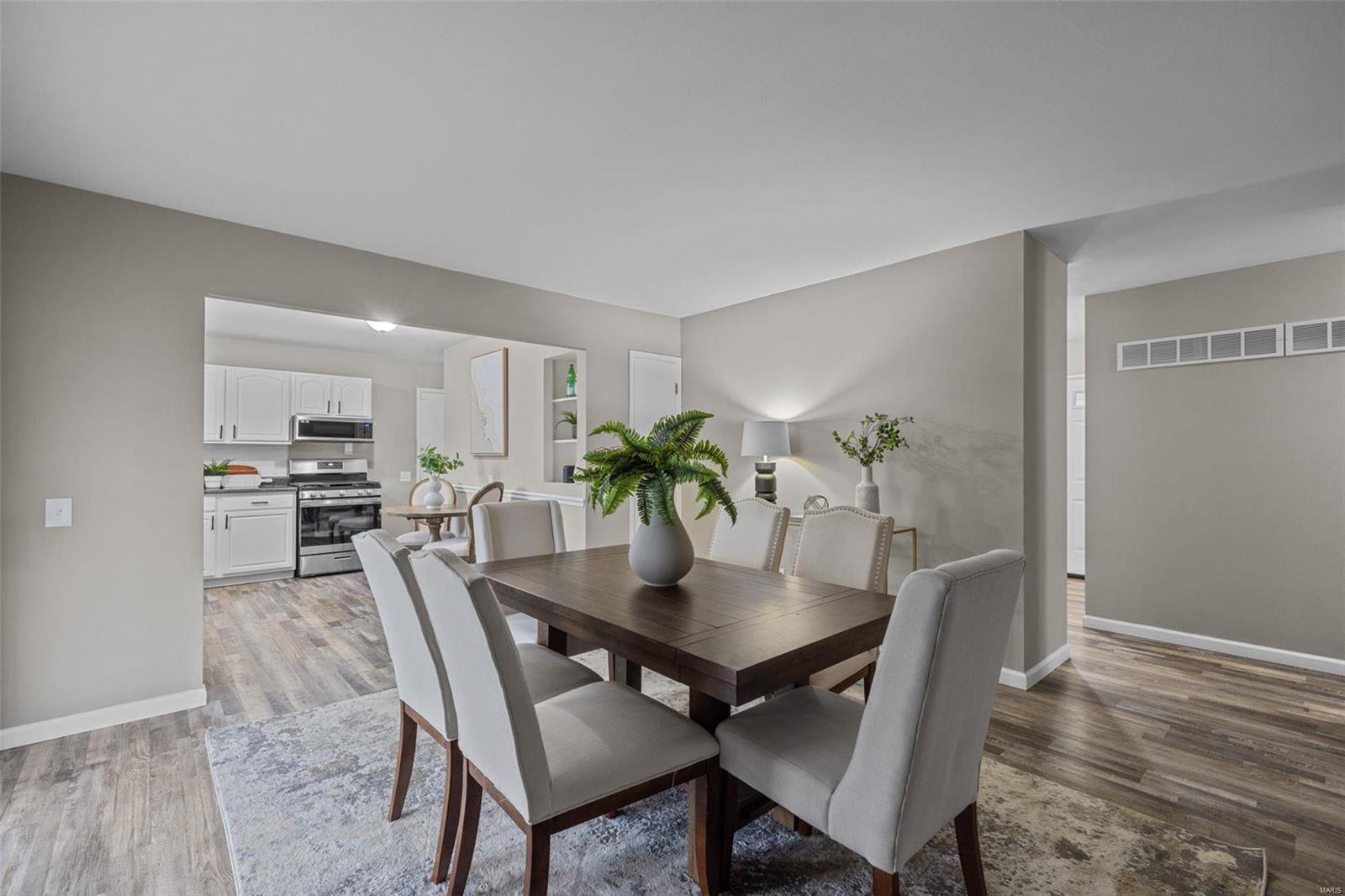 2544 Shorewood Drive