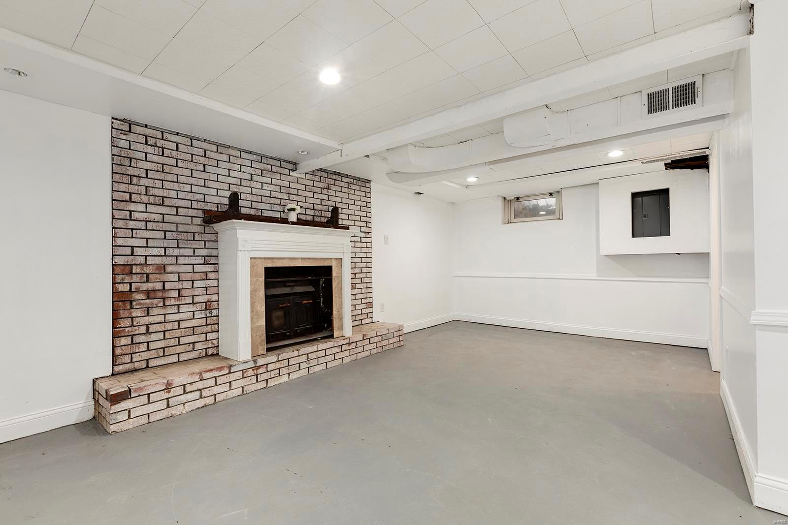 36 Circle Way