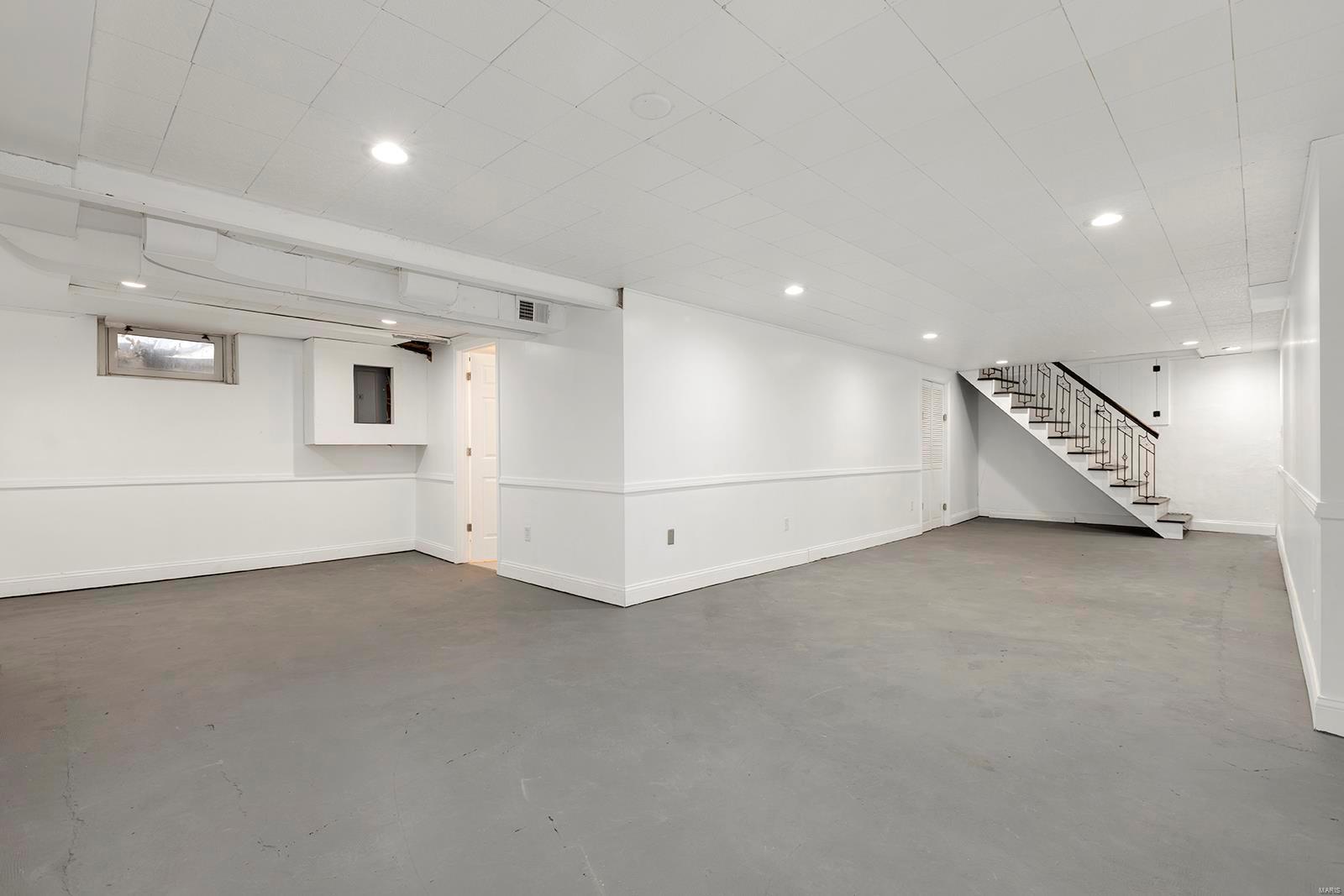 36 Circle Way