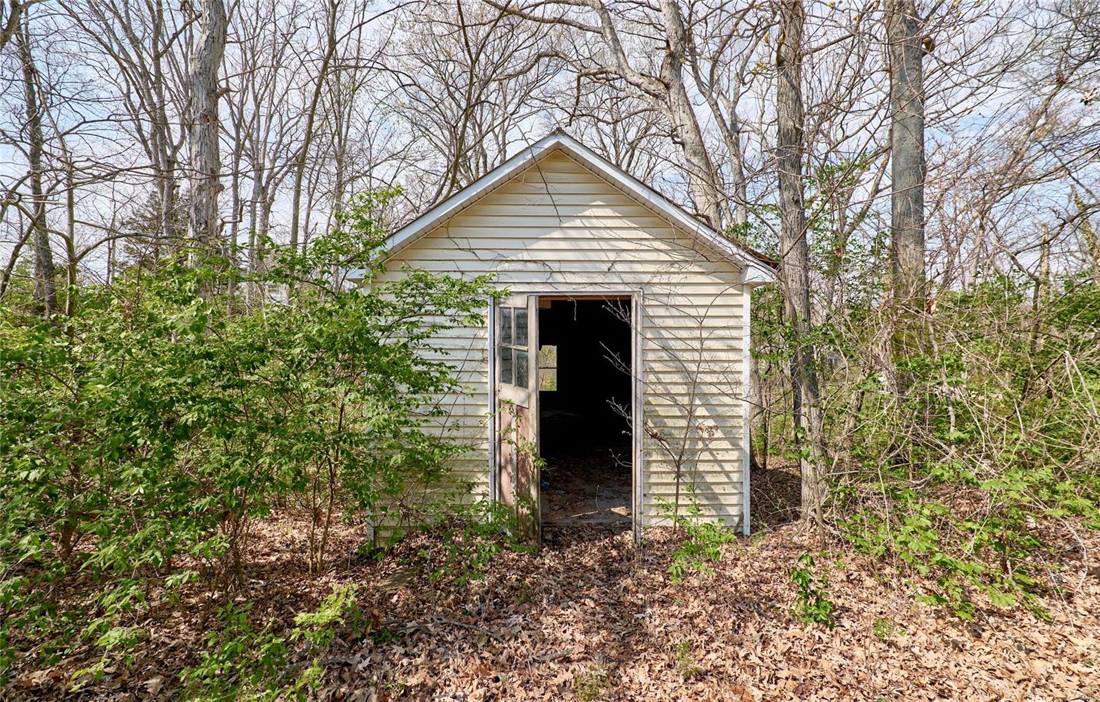 11 Lakota Acres