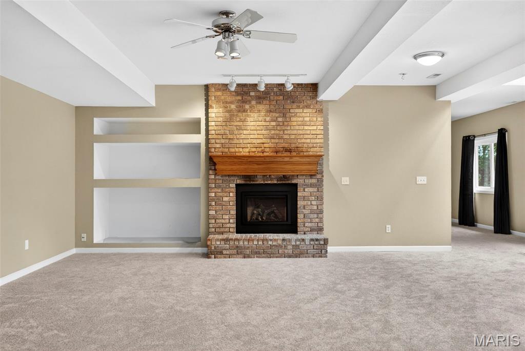 5032 Oak Bluff Drive