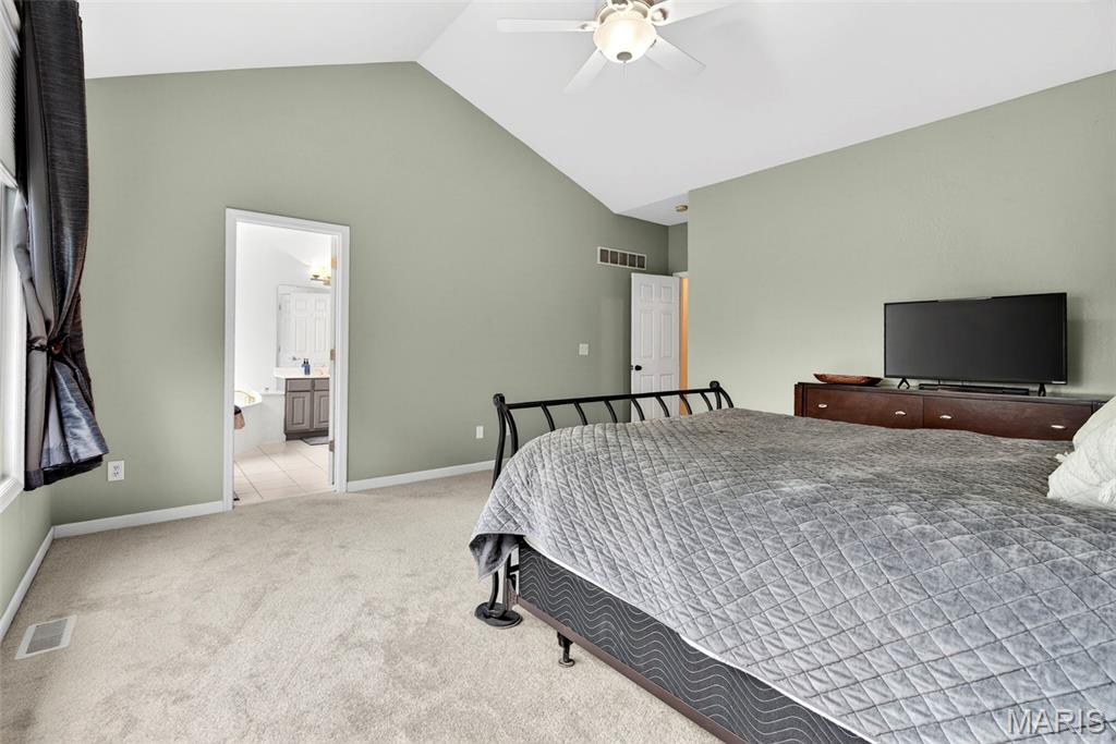 5032 Oak Bluff Drive