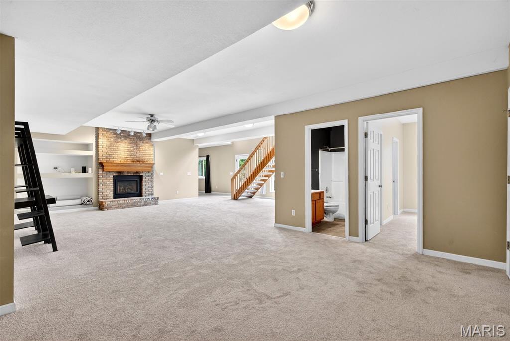 5032 Oak Bluff Drive