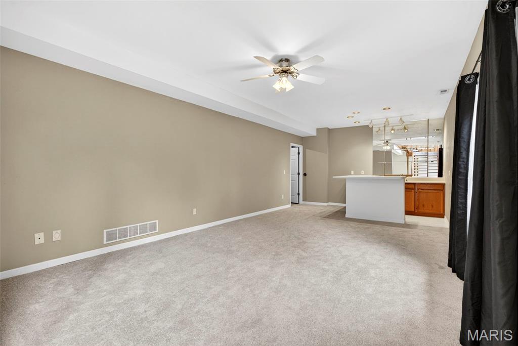 5032 Oak Bluff Drive
