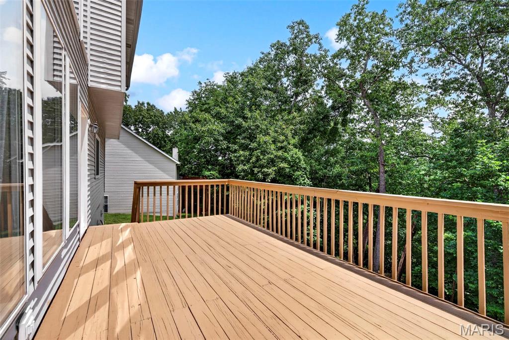 5032 Oak Bluff Drive