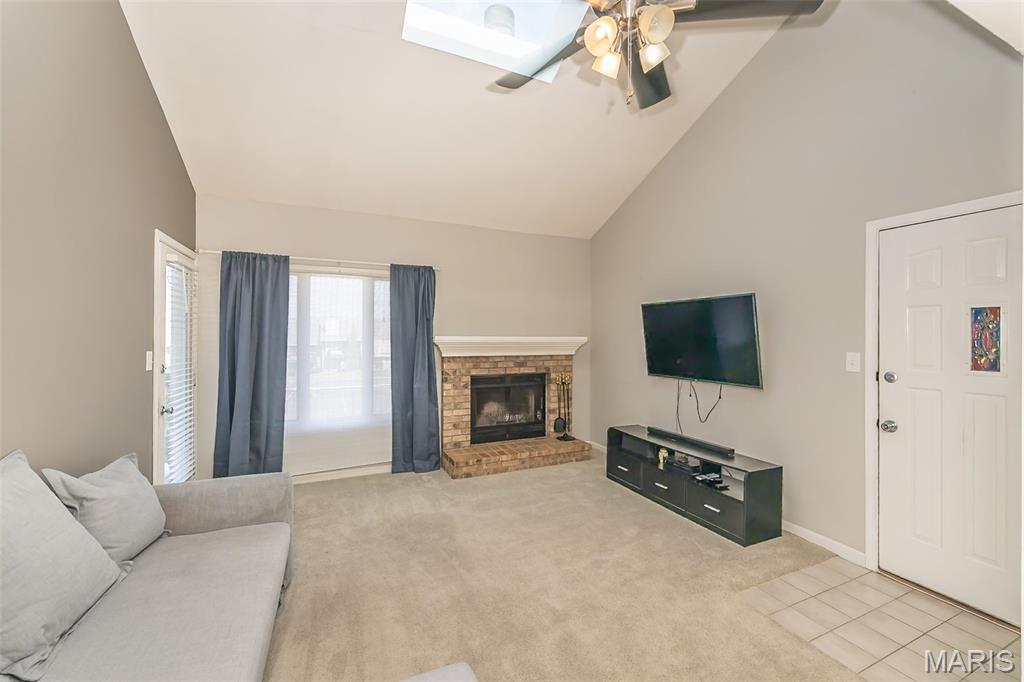 907 King Drive Unit: 2C