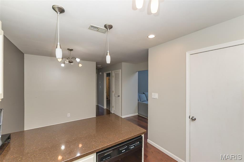 907 King Drive Unit: 2C