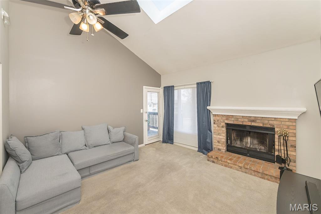 907 King Drive Unit: 2C