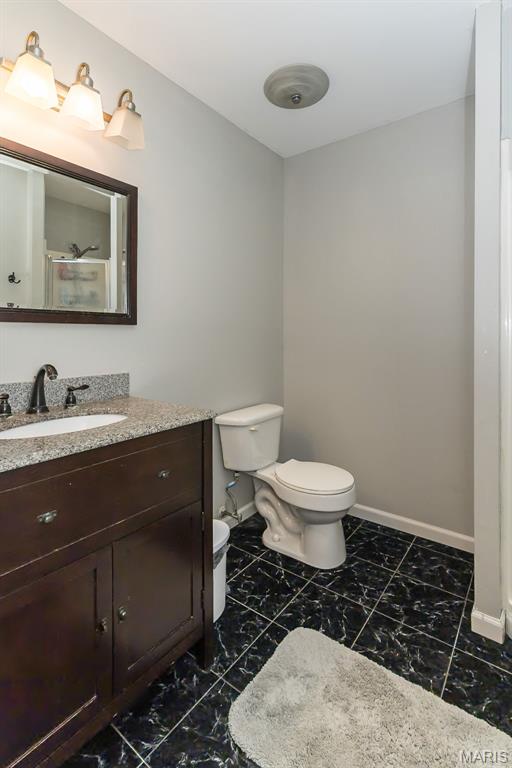 907 King Drive Unit: 2C