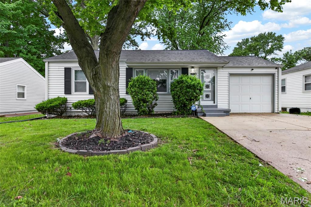 860 Loekes Drive
