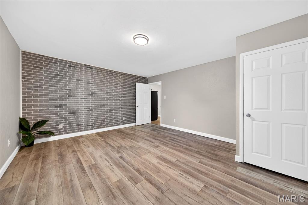 860 Loekes Drive