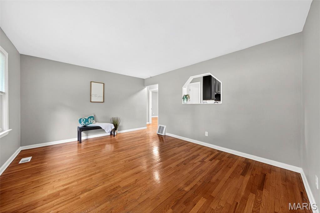 860 Loekes Drive