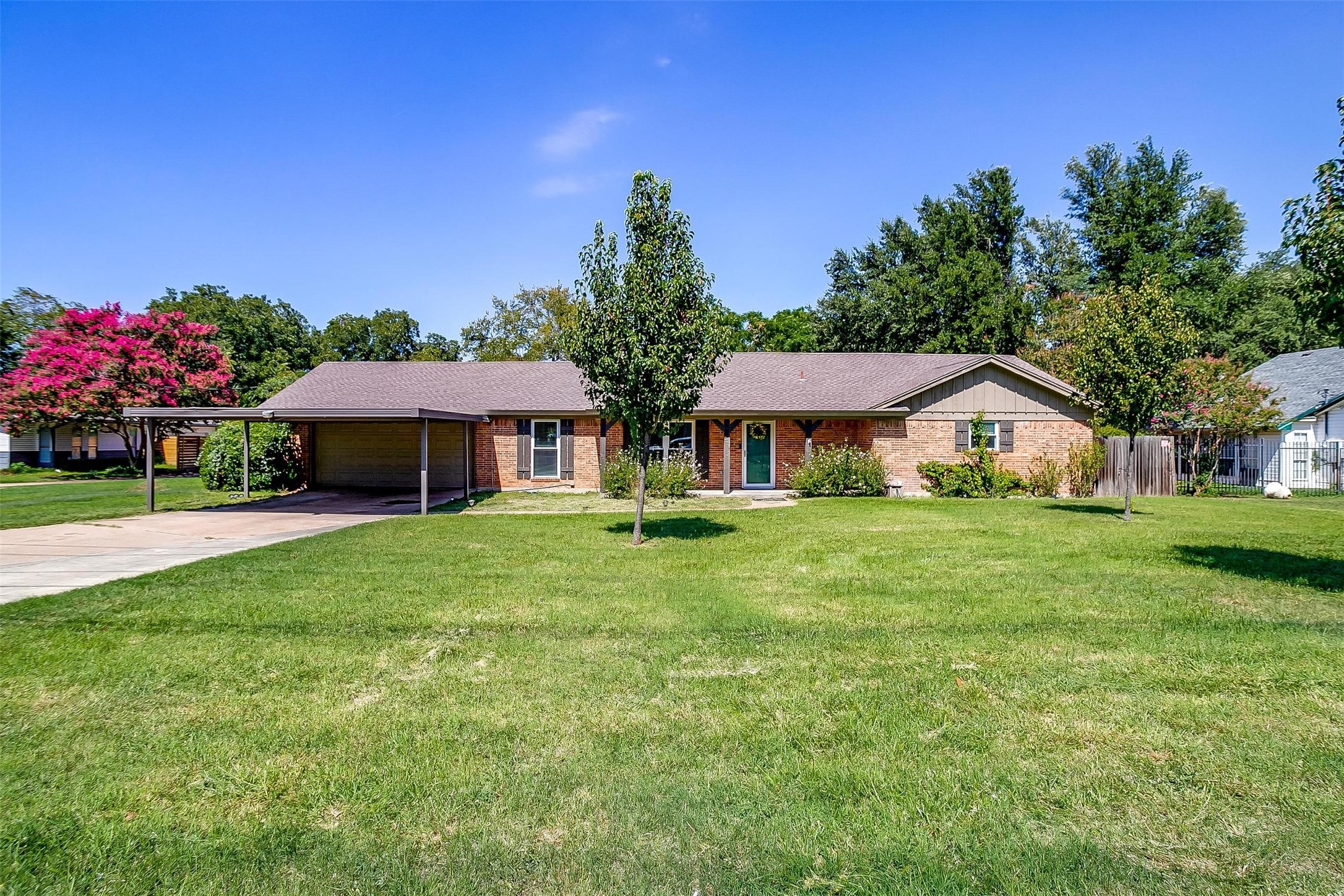 5004 Blackstone Drive