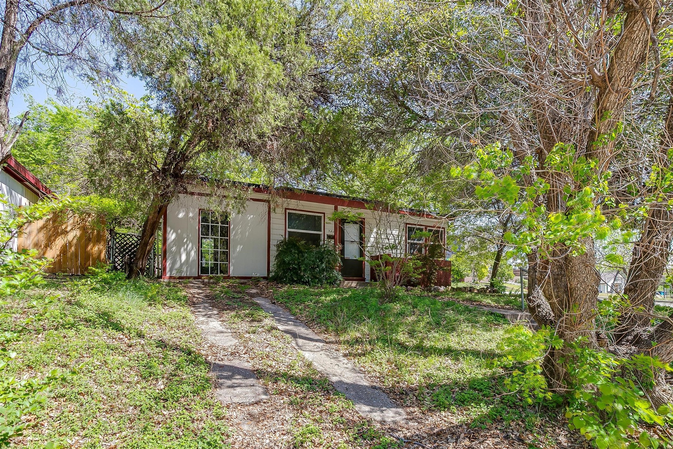 3800 Bryce Avenue