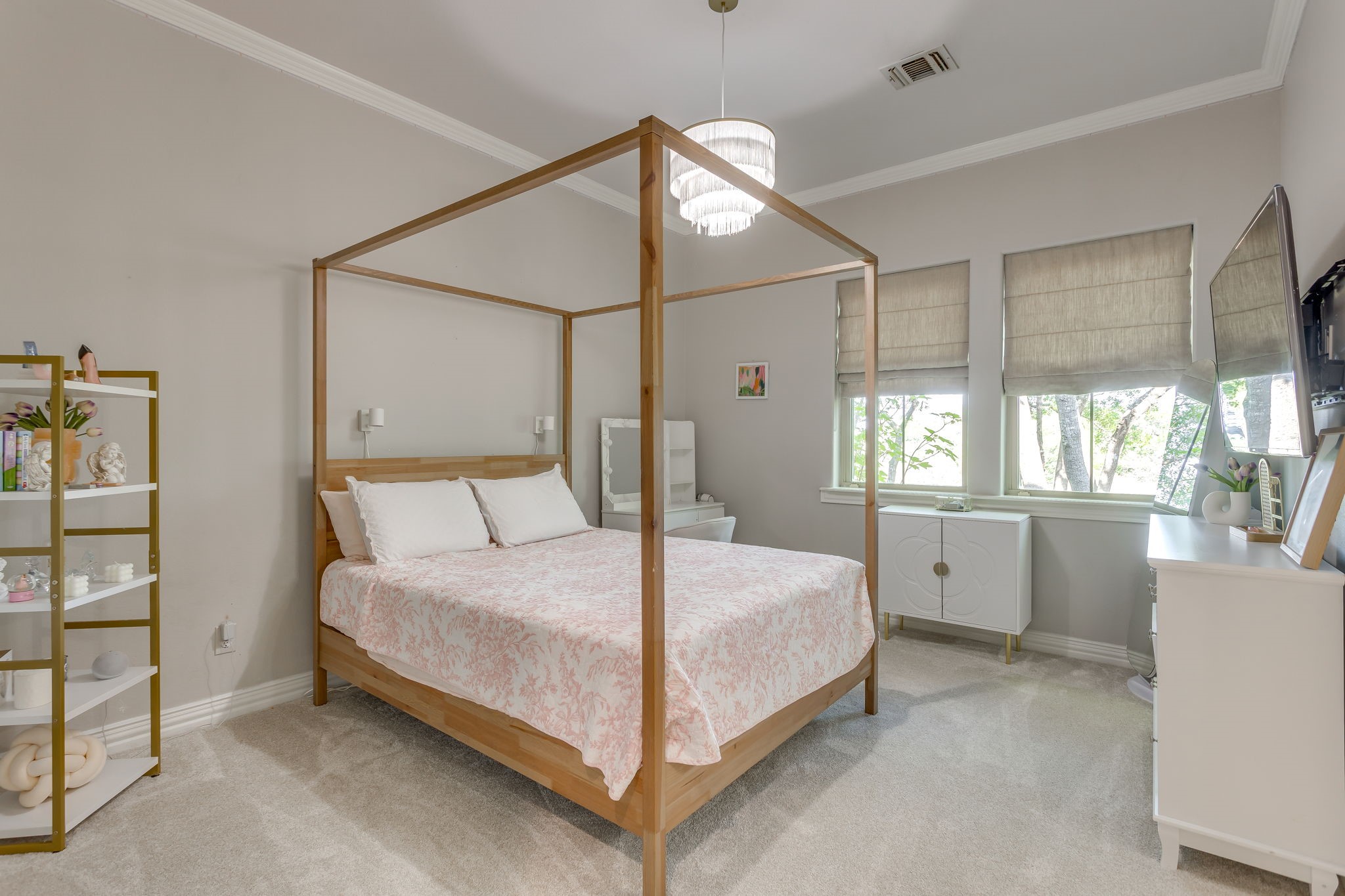 305 Covered Bridge Drive