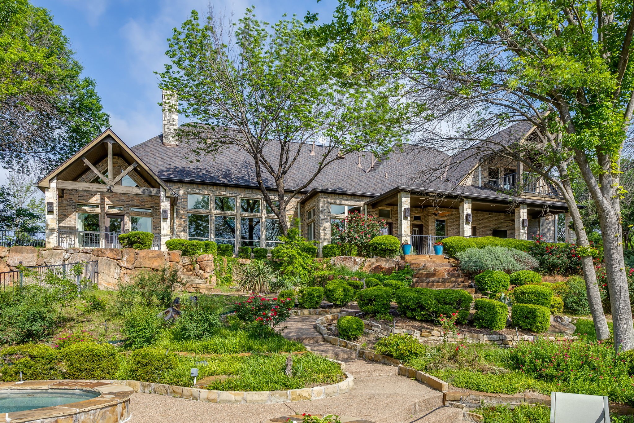 305 Covered Bridge Drive
