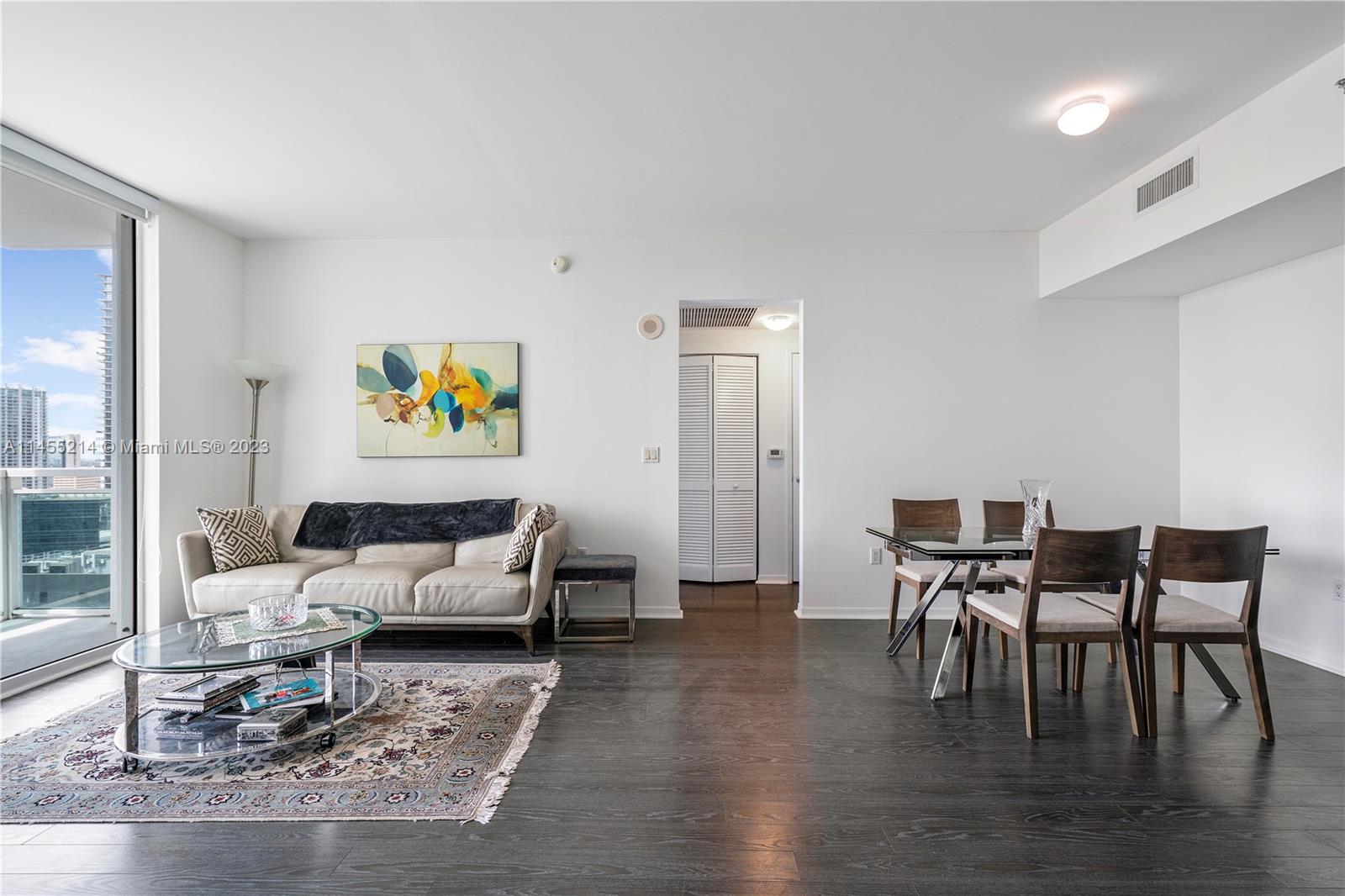 951 Brickell Ave # 2705