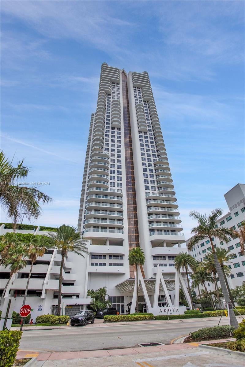 6365 Collins Ave # 1507