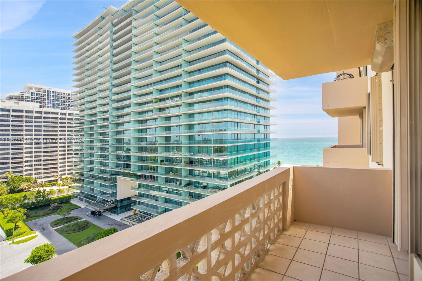 10185 Collins Ave # 1203