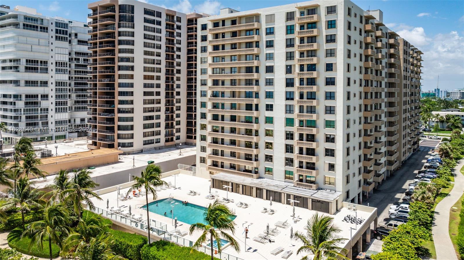 10185 Collins Ave # 1203