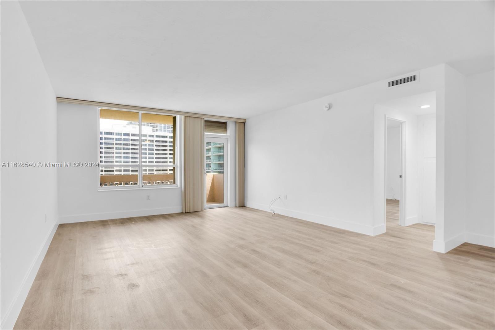 10185 Collins Ave # 1203